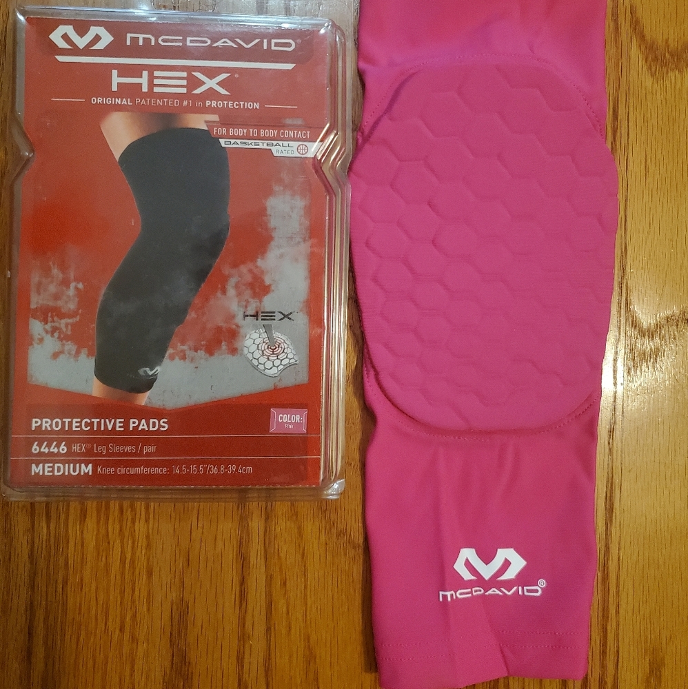 PINK Pair of McDavid HEX Protective Knee Pads Leg Sleeve Size Medium Stretch